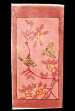 Lade das Bild in den Galerie-Viewer, Tappeto Cina / china Pekin Silk (Hand Made) CM 61x31
