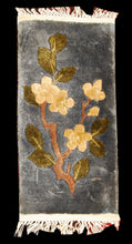 Lade das Bild in den Galerie-Viewer, Tappeto Cina / china Pekin (Hand Made) CM 33x16
