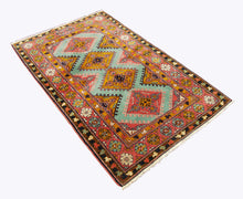 Carica l&#39;immagine nel visualizzatore di Gallery, Tappeto Originale Carpets Rugs Tapis alfombras Teppich Urumgi 168x108 CM 
