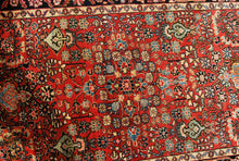 Carica l&#39;immagine nel visualizzatore di Gallery, Original &amp; Autentic Hand Made Carpets Sarok USA CM 156x105
