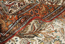 Carica l&#39;immagine nel visualizzatore di Gallery, Autentic &amp; Original Hand Made Carpets Quom Seta CM 158x106
