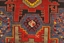 Carica l&#39;immagine nel visualizzatore di Gallery, Hand made Antique Kazak / Shirvan/ Caucasic Carpets 260x150 CM
