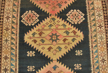 Load image into Gallery viewer, Hand made Antique Kazak / Shirvan Caucasic Carpets CM 168x111
