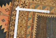 Carica l&#39;immagine nel visualizzatore di Gallery, Hand made Antique Kazak / Shirvan Caucasic Carpets CM 168x111
