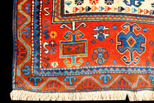 Carica l&#39;immagine nel visualizzatore di Gallery, Antique Hand made Antique Kazak / Shirvan Caucasic Carpets 130x85 CM 
