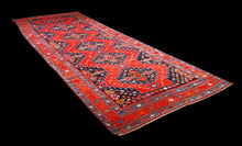 Carica l&#39;immagine nel visualizzatore di Gallery, Hand made Antique Kazak / Shirvan Caucasic Carpets CM 470x177
