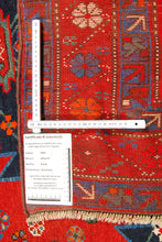 Carica l&#39;immagine nel visualizzatore di Gallery, Hand made Antique Kazak / Shirvan Caucasic Carpets CM 470x177
