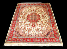 Carica l&#39;immagine nel visualizzatore di Gallery, Original Authentic Hand Made Carpet Varanasi 310x245 CM
