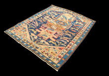 Carica l'immagine nel visualizzatore di Gallery, CM 170x140 Hand made Antique Kazak / Shirvan Caucasic Carpets  - Rimodificato
