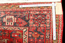 Carica l&#39;immagine nel visualizzatore di Gallery, Tappeto Originale annodato a mano CM 345x105
