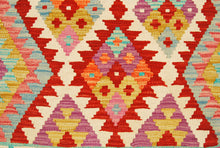 Lade das Bild in den Galerie-Viewer, Kilim Kaudani Lana Hand Made in Afganistan 171x122 CM (Galleriafarah1970)
