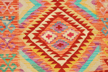 Carica l'immagine nel visualizzatore di Gallery, Kilim Kaudani Lana Hand Made in Afganistan 179x130 CM (Galleriafarah1970)
