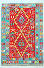 Lade das Bild in den Galerie-Viewer, Kilim Kaudani Lana Hand Made in Afganistan 183x123 CM (Galleriafarah1970)
