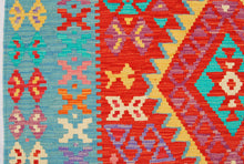 Lade das Bild in den Galerie-Viewer, Kilim Kaudani Lana Hand Made in Afganistan 183x123 CM (Galleriafarah1970)
