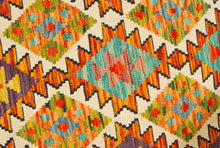 Lade das Bild in den Galerie-Viewer, Kilim Kaudani Lana Hand Made In Afganistan 201x100 (Galleriafarah1970)
