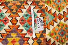 Lade das Bild in den Galerie-Viewer, Kilim Kaudani Lana Hand Made In Afganistan 201x100 (Galleriafarah1970)
