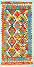 Carica l'immagine nel visualizzatore di Gallery, Kilim Kaudani Lana Hand Made In Afganistan 195x104 CM (Galleriafarah1970)
