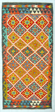 Lade das Bild in den Galerie-Viewer, Kilim Kaudani Lana Hand Made In Afganistan 201x101 CM (Galleriafarah1970)
