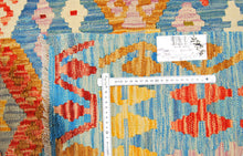 Lade das Bild in den Galerie-Viewer, Kilim Kaudani Lana Hand Made In Afganistan 196x153 CM (Galleriafarah1970)
