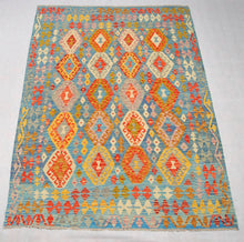 Lade das Bild in den Galerie-Viewer, Kilim Kaudani Lana Hand Made In Afganistan 196x153 CM (Galleriafarah1970)
