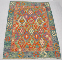 Carica l'immagine nel visualizzatore di Gallery, Kilim Kaudani Lana Hand Made In Afganistan 201x151 CM (Galleriafarah1970)
