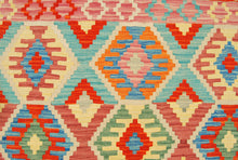 Lade das Bild in den Galerie-Viewer, Kilim Kaudani Lana Hand Made In Afganistan 193x151 CM (Galleriafarah1970)
