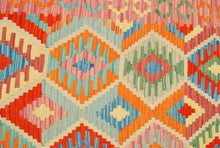 Carica l'immagine nel visualizzatore di Gallery, Kilim Kaudani Lana Hand Made In Afganistan 193x151 CM (Galleriafarah1970)
