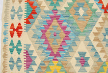 Lade das Bild in den Galerie-Viewer, Kilim Kaudani Lana Hand Made In Afganistan 221x157 CM (Galleriafarah1970)
