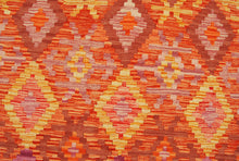 Carica l&#39;immagine nel visualizzatore di Gallery, Kilim Kaudani Lana Hand Made In Afganistan 188x150 CM (Galleriafarah1970)
