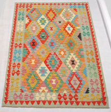 Lade das Bild in den Galerie-Viewer, Kilim Kaudani Lana Hand Made In Afganistan 197x147 CM (Galleriafarah1970)
