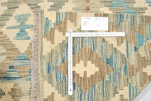 Carica l&#39;immagine nel visualizzatore di Gallery, Kilim Kaudani Lana Hand Made In Afganistan 188x149 CM (Galleriafarah1970)
