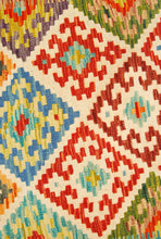 Carica l&#39;immagine nel visualizzatore di Gallery, Kilim Kaudani Lana Hand Made In Afganistan 125x84 CM (Galleriafarah1970)
