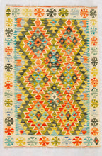 Carica l&#39;immagine nel visualizzatore di Gallery, Kilim Kaudani Lana Hand Made In Afganistan 126x94 CM (Galleriafarah1970)
