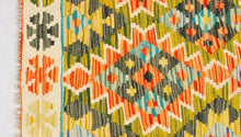 Carica l&#39;immagine nel visualizzatore di Gallery, Kilim Kaudani Lana Hand Made In Afganistan 126x94 CM (Galleriafarah1970)
