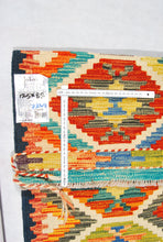 Carica l'immagine nel visualizzatore di Gallery, Kilim Kaudani Lana Hand Made In Afganistan 125x82 CM (Galleriafarah1970)
