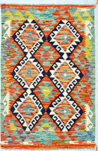 Lade das Bild in den Galerie-Viewer, Kilim Kaudani Lana Hand Made In Afganistan 117x84 CM (Galleriafarah1970)
