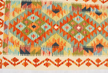 Lade das Bild in den Galerie-Viewer, Kilim Kaudani Lana Hand Made In Afganistan 164x64 CM (Galleriafarah1970)
