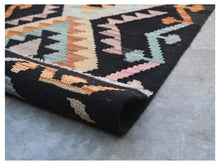 Carica l'immagine nel visualizzatore di Gallery, Kilim Kaudani Lana Hand Made In Afganistan 148x61 CM (Galleriafarah1970)
