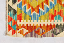 Carica l'immagine nel visualizzatore di Gallery, Kilim Kaudani Lana Hand Made In Afganistan 154x64 CM (Galleriafarah1970)
