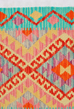 Carica l'immagine nel visualizzatore di Gallery, Kilim Kaudani Lana Hand Made In Afganistan 90x61 CM (Galleriafarah1970)
