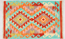 Carica l'immagine nel visualizzatore di Gallery, Kilim Kaudani Lana Hand Made In Afganistan 85X60 CM (Galleriafarah1970)
