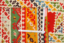 Carica l&#39;immagine nel visualizzatore di Gallery, Kilim Original Authentic Hand Made 220x158 CM
