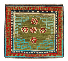 Lade das Bild in den Galerie-Viewer, Tappeto TAIMANY Original Wool Rug Carpet 80x75 CM (Galleriafarah1970)
