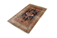 Carica l'immagine nel visualizzatore di Gallery, Authentic Hand Made Carpet Hereke Seta CM 140x87 CM (Galleriafarah1970)
