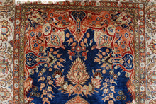 Load image into Gallery viewer, Authentic Hand Made Carpet Hereke Seta CM 140x87 CM (Galleriafarah1970)
