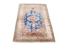 Load image into Gallery viewer, Authentic Hand Made Carpet Hereke Seta CM 140x87 CM (Galleriafarah1970)

