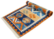 Lade das Bild in den Galerie-Viewer, kilim indiano moderno autentico originale 198x69 cm
