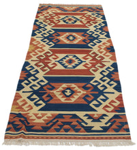 Carica l&#39;immagine nel visualizzatore di Gallery, kilim indiano moderno autentico originale 198x69 cm
