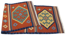 Lade das Bild in den Galerie-Viewer, kilim moderno autentico originale 244x69  cm
