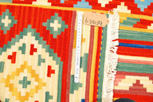 Carica l&#39;immagine nel visualizzatore di Gallery, kilim moderno autentico originale 244x168 cm
